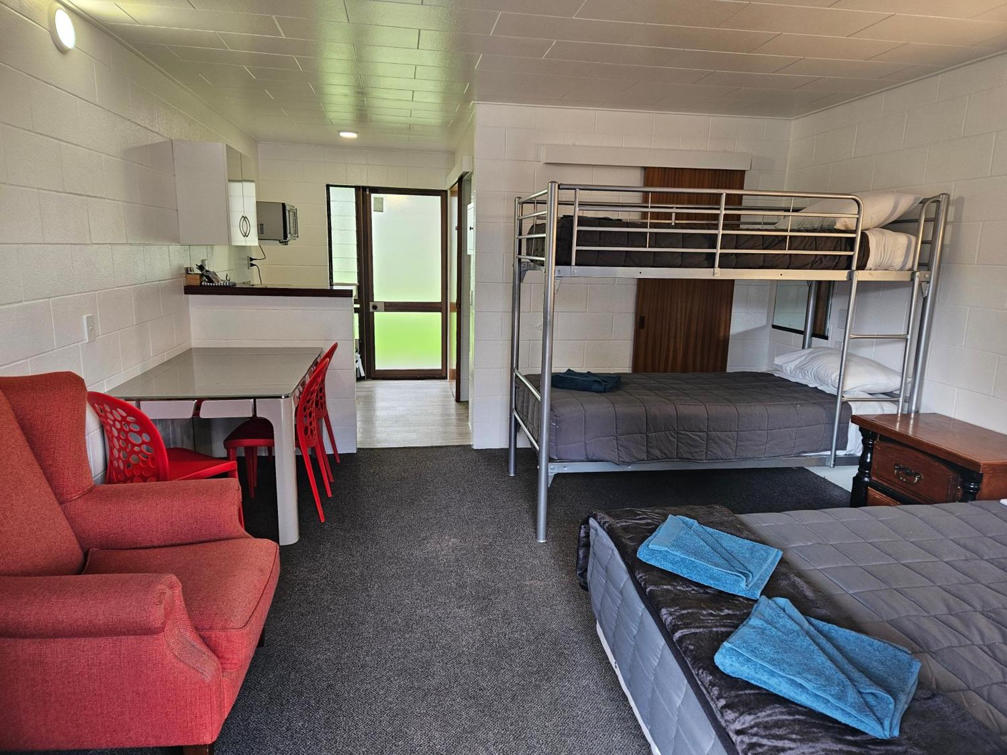 Kawerau Thermal Motel Bagian luar foto
