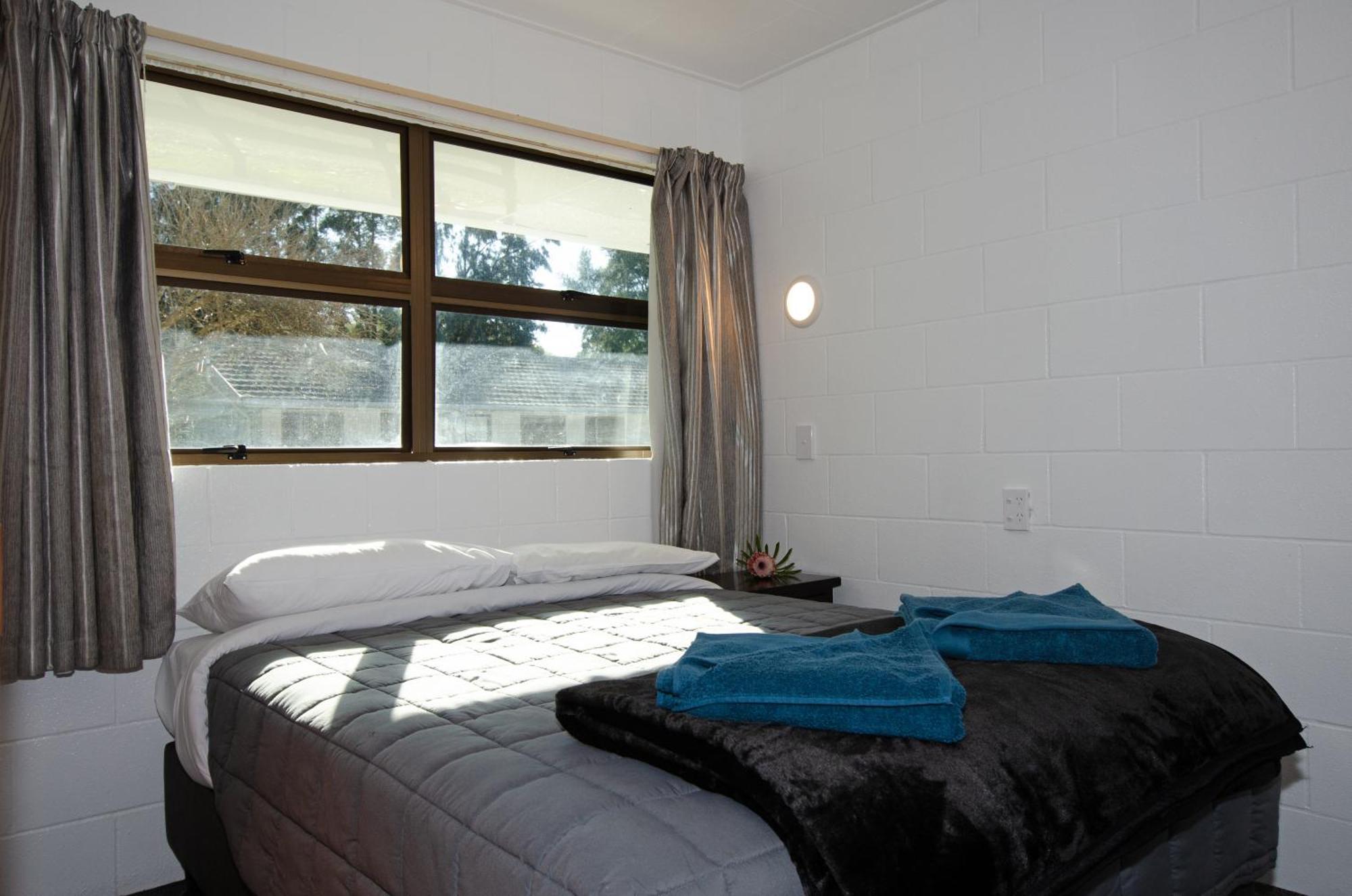 Kawerau Thermal Motel Bagian luar foto