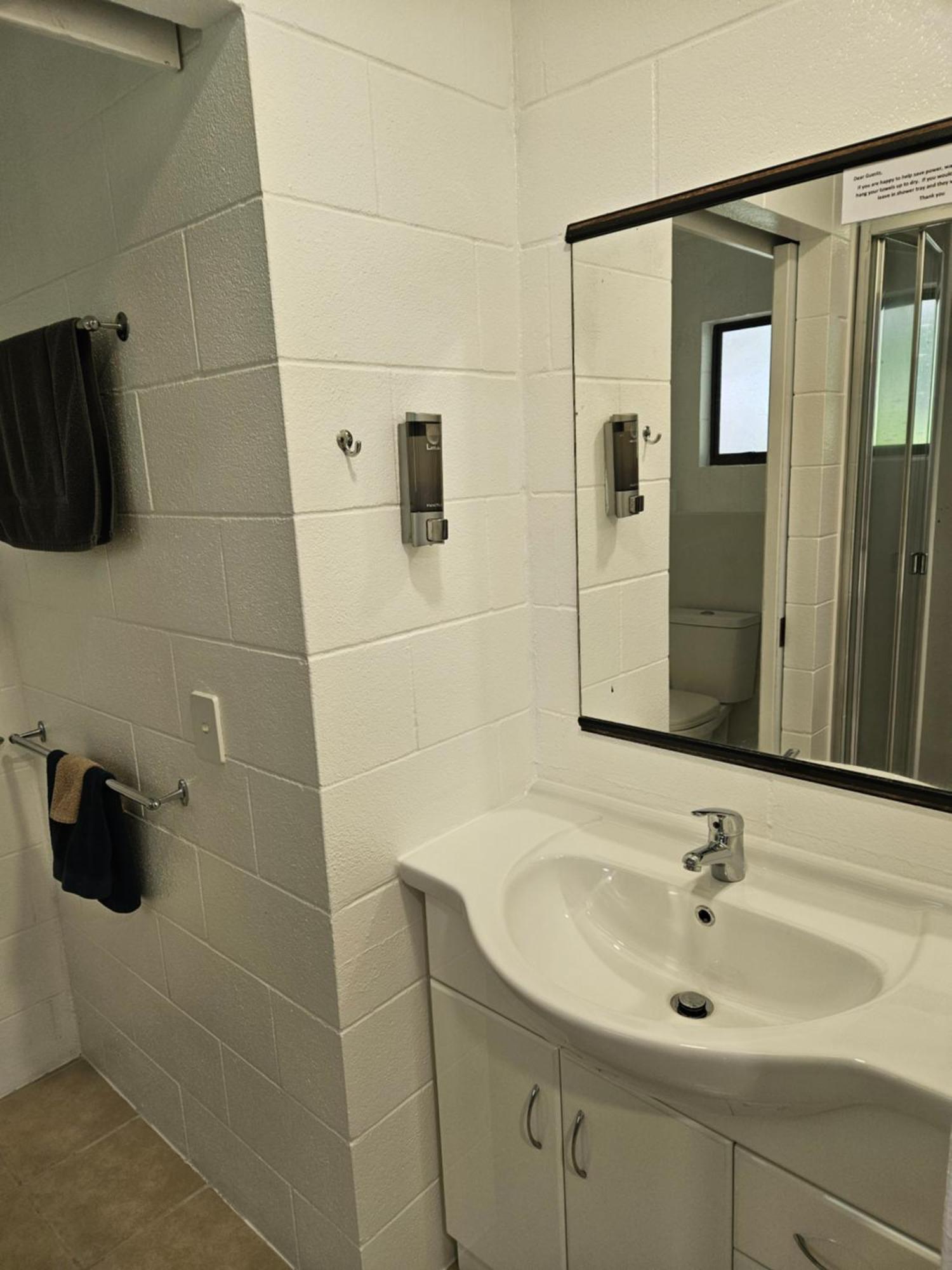 Kawerau Thermal Motel Bagian luar foto