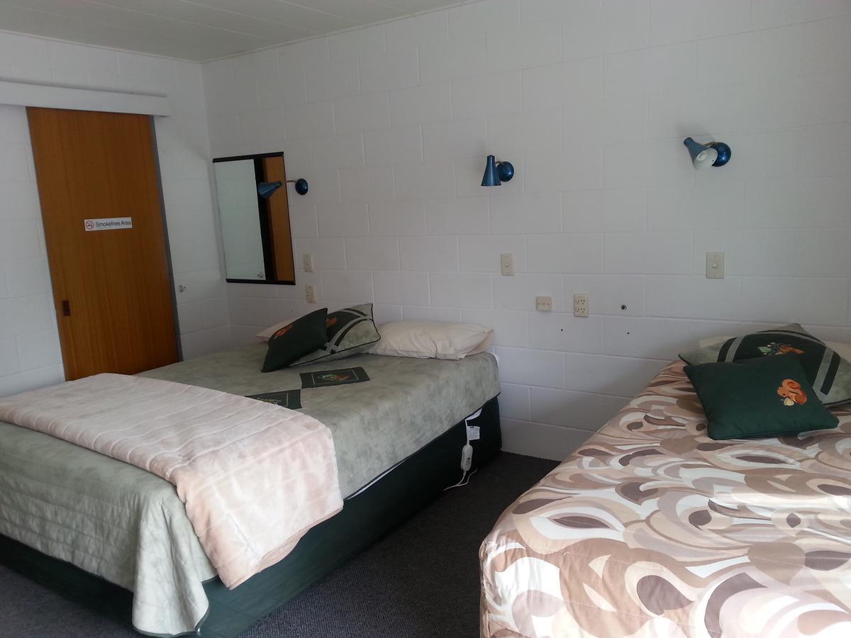 Kawerau Thermal Motel Bagian luar foto